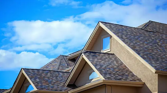 Choosing Roofing Materials That Withstand High UV and Afternoon Storm Cycles