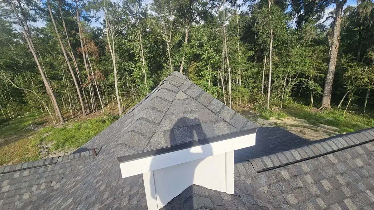 Reddick Fairfield Landmark Driftwood roof Burnished Slate drip edge