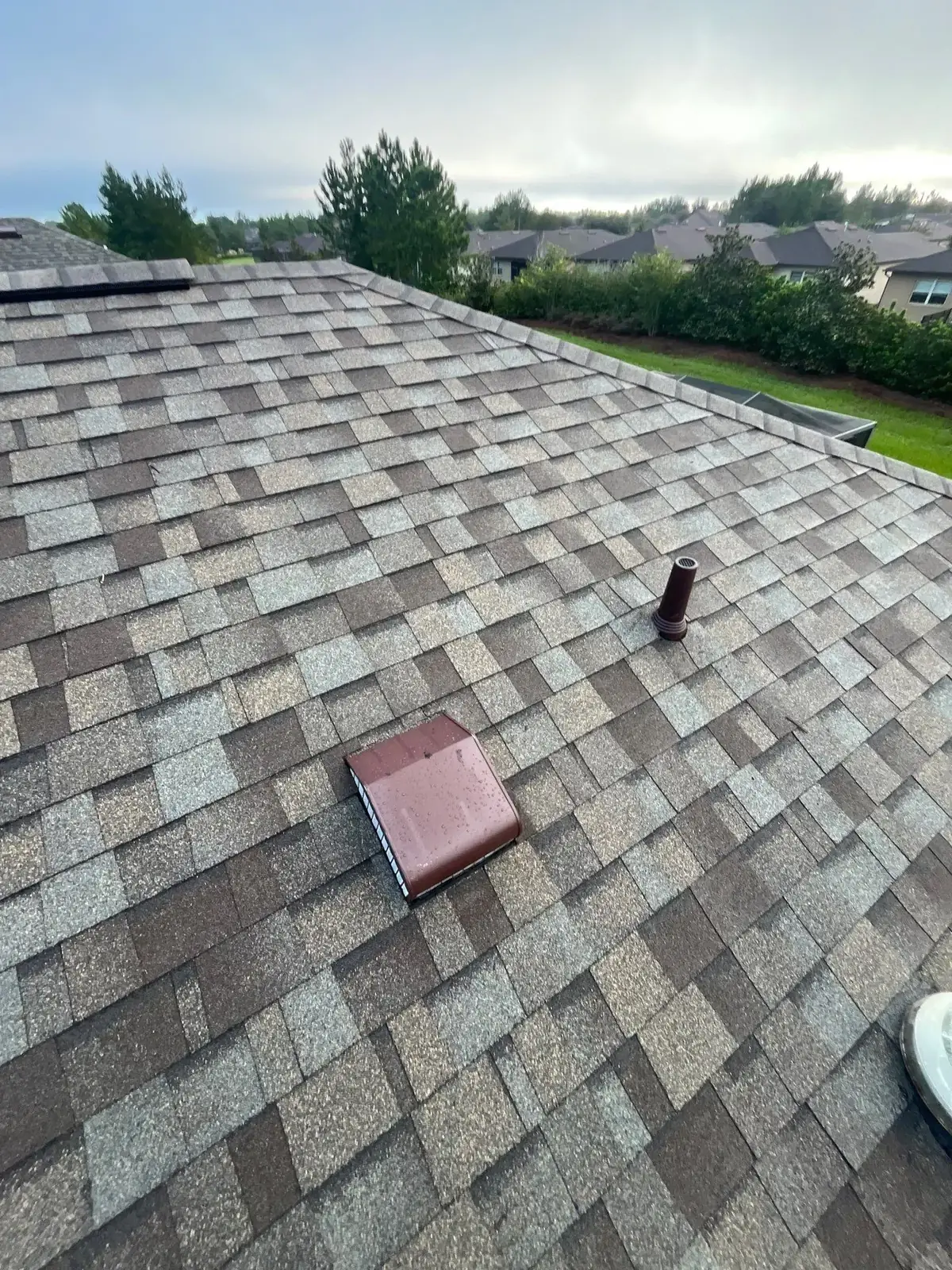 Stone Creek Duration Driftwood brown boot and vent detail